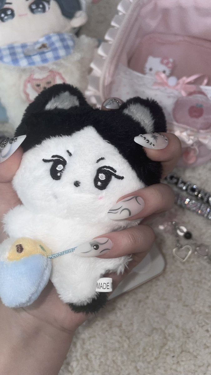 카레양 도착했다!! 너무 귀엽당꒰՞⸝⸝⊃ ·̫ <՞꒱♡