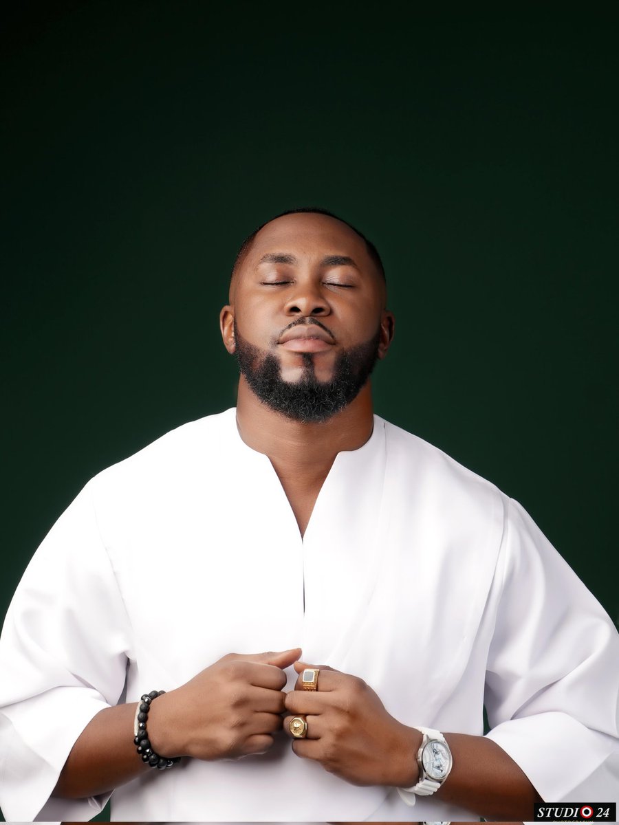 TheSegunTomori's tweet photo. He has filled my mouth with everlasting praise... gave me all-around peace... fought my battles... became my fortress and impenetrable bulwark...
Thank you, Jesus!
+1...
HAPPY BIRTHDAY TO ME!
#Augustbaby
#LeoKing https://t.co/RK2EmaJZ7k
