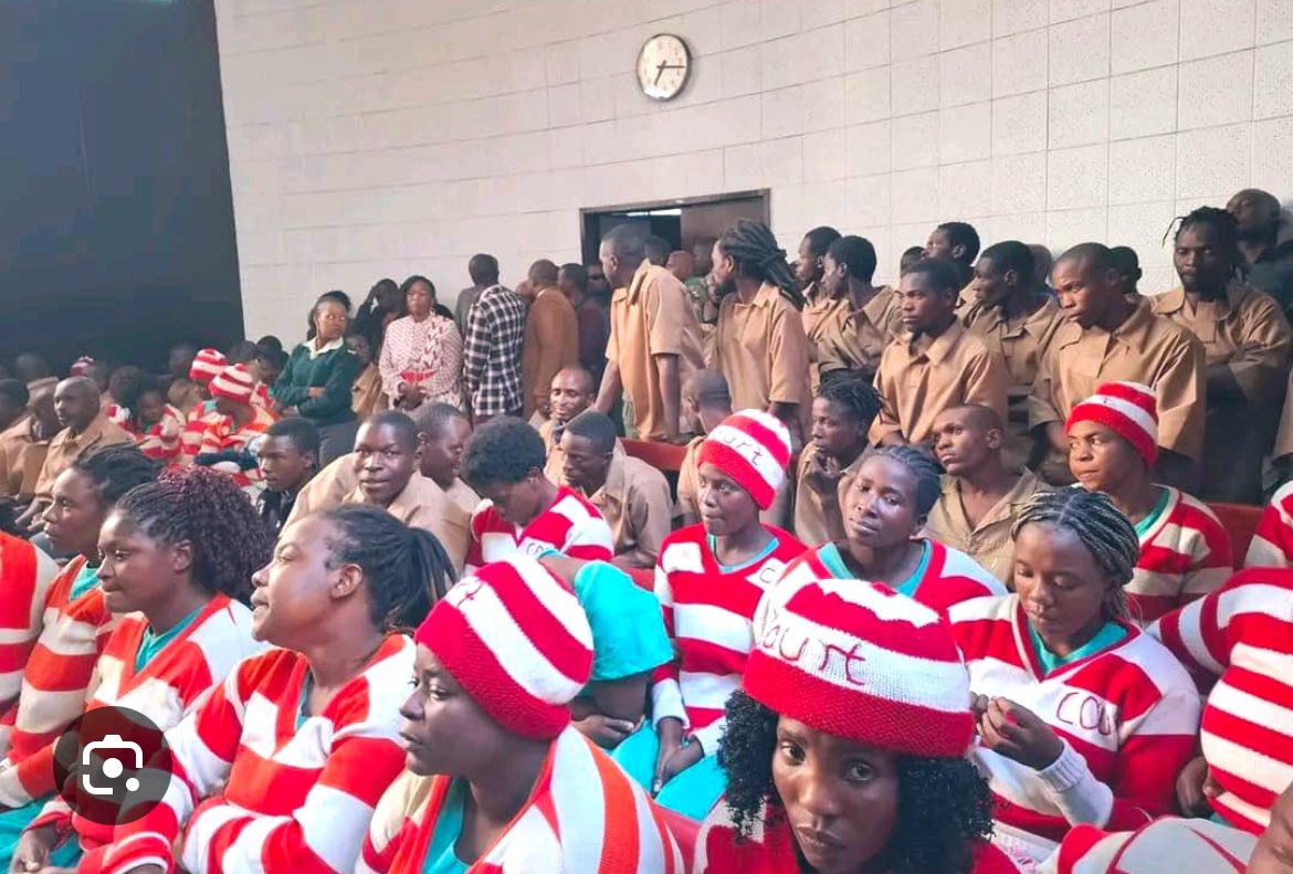 advocatemahere's tweet photo. 🟣When any one of us is imprisoned unjustly, none of us is free. My heart goes out to all our brave hearts. 

This is a far cry from the Zimbabwean Dream we were promised in 1980 and have been hoping for ever since.

These citizens are not criminals. They are innocent. 

#FreeThemAll

We need new leaders.🇿🇼