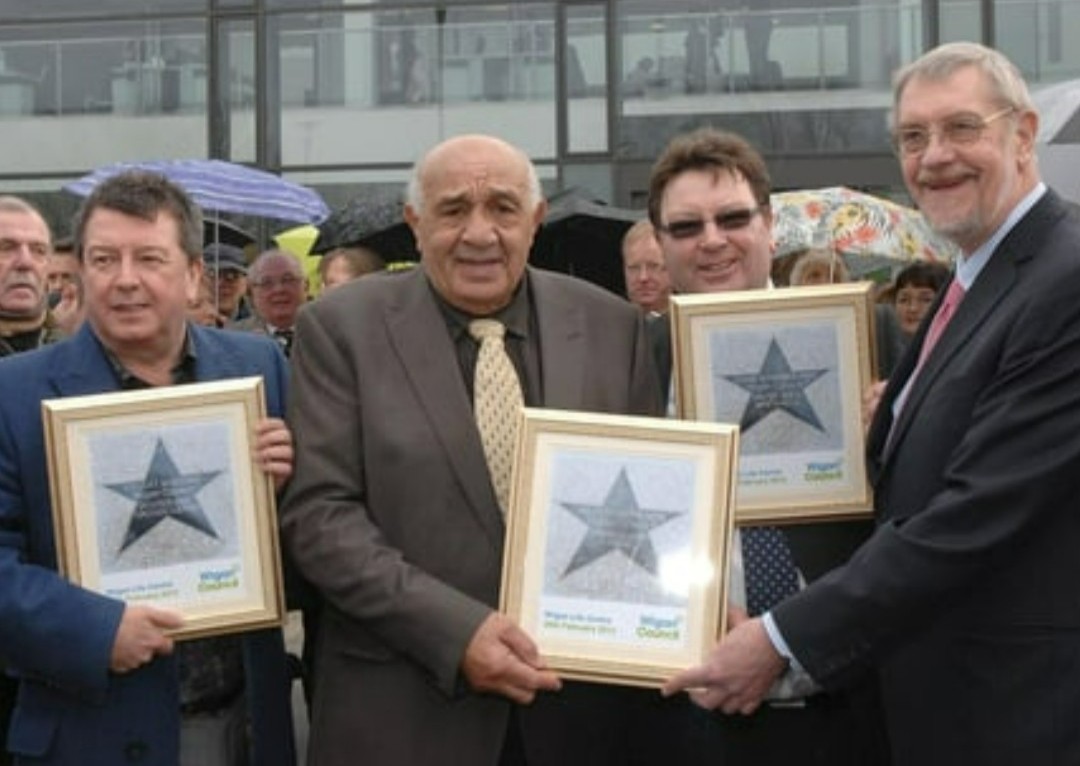 Happy 90th Birthday, Billy Boston!!! 🥳🏉⭐

Star. Icon. Honorary Wiganer.