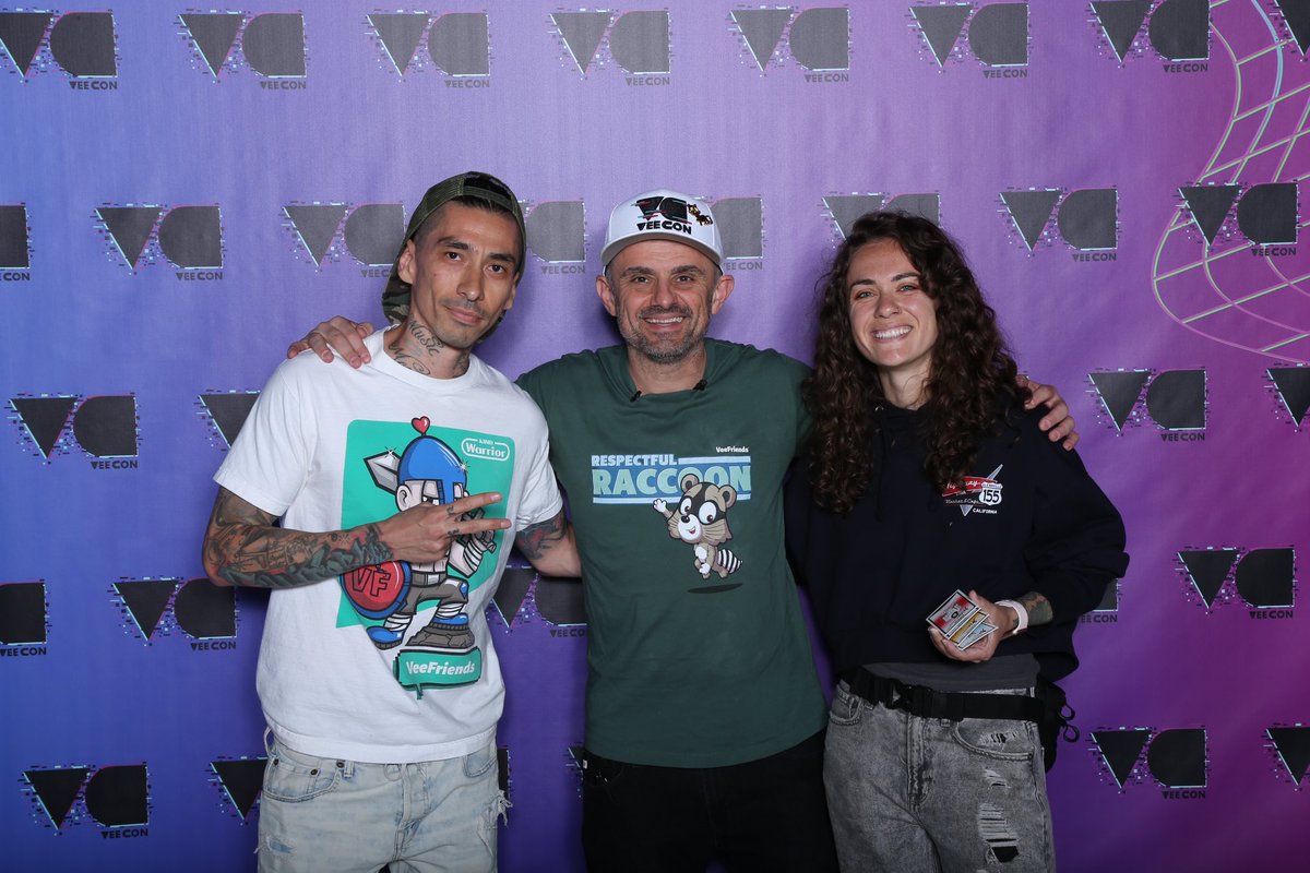 Edward Rivera tweet media