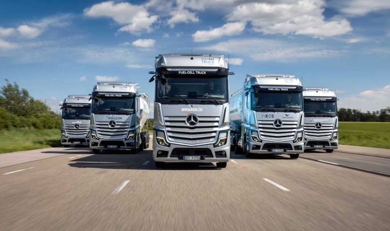 DevirSaatiDergi's tweet image. Yakıt hücreli Mercedes-Benz GenH2 Kamyon ile ilk müşteri denemeleri başladı devirsaati.com/yakit-hucreli-… @devirsaatidergi @DaimlerTruck @Holcim @amazon @airproducts @INEOS #daimlertruck #mercedesbenztrucks #cellcentric #sıvıhidrojen #mercedesbenzgenh2kamyon #fuelcelltruck