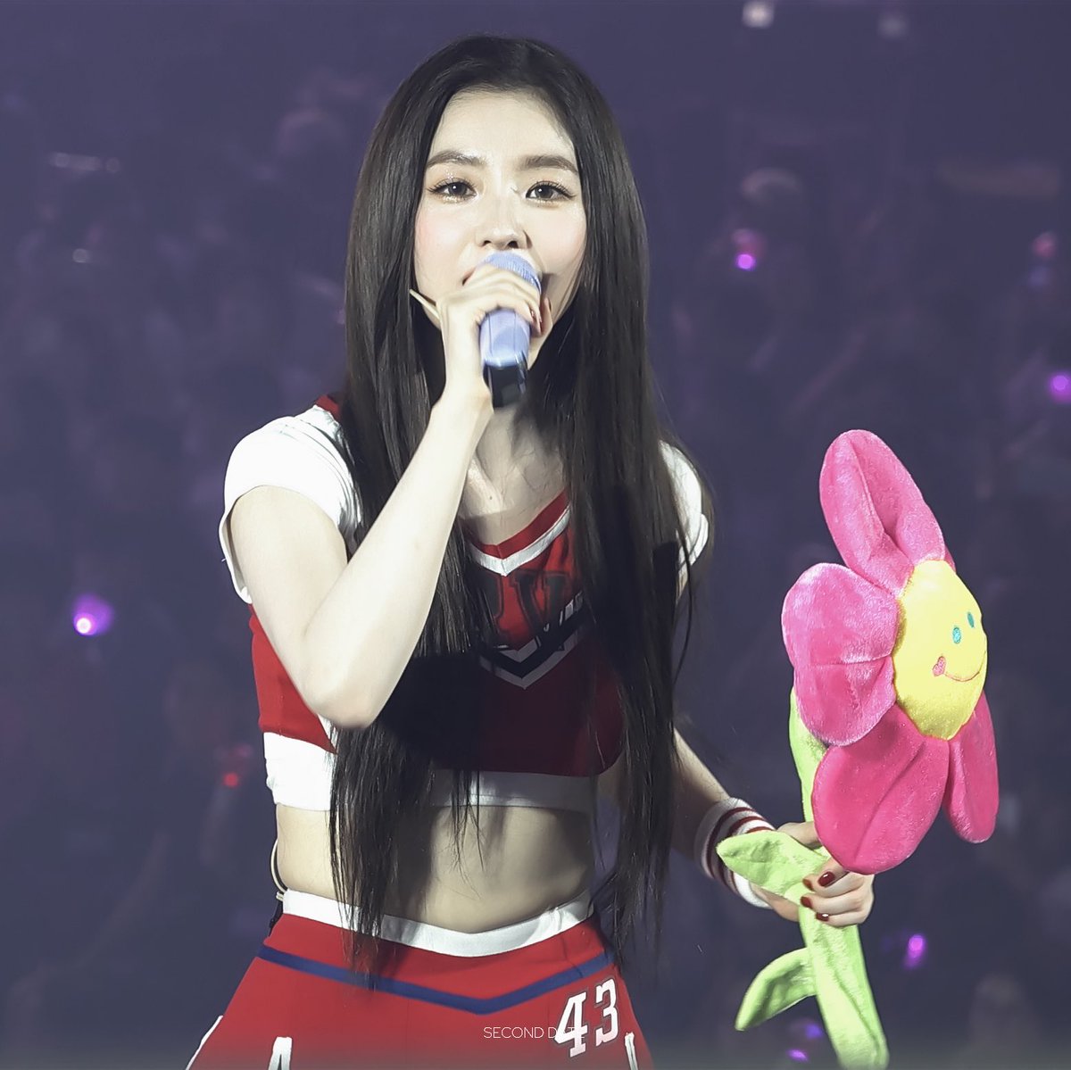 SeconDate329's tweet photo. 🌼🐰🥹
/240802
/#IRENE #아이린 https://t.co/vJpsyXgdqS