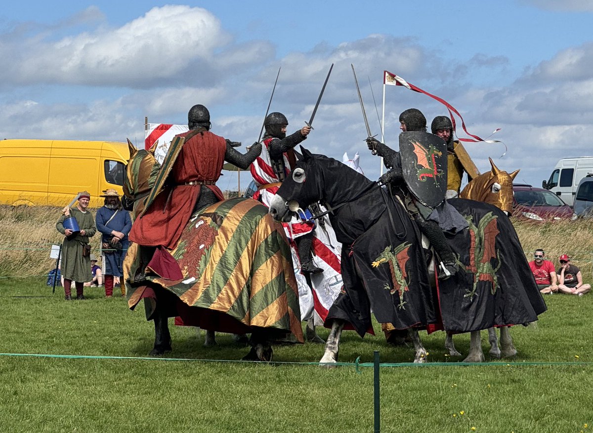 We are having a little holibob in Scarborough the humin took us to <a href="/EnglishHeritage/">English Heritage</a> Scarborough Castle.  There was jousting real life jousting. Me and AC thought we should have a go with our trusty steads and dragons.