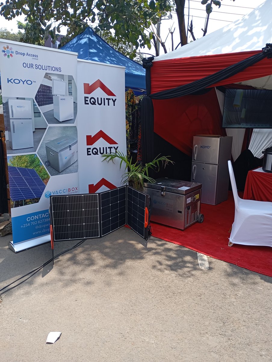 AccessDrop's tweet image. Exciting times at All Saints Cathedral, Nairobi, as we&apos;re showcasing our #innovative solutions at the Equity Bank Limited.
#Vaccibox, our #IoT-enabled, #portable fridge designed for vaccine transport and storage. This technologies represent our commitment to #sustainability