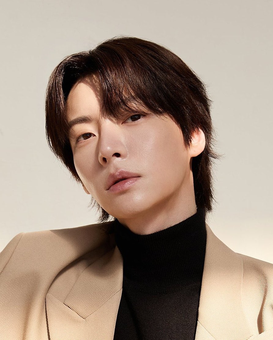ssteamedchicken's tweet photo. ahn jaehyun - the man with a face card that never declines since 2009 and only gets more insane as he ages 💯💯💯 https://t.co/X4qQFQGl4k