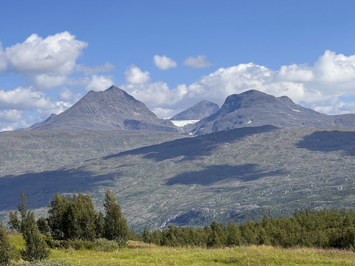 Utsikten ( i én av himmelretningene) fra målgang på dagens etappe i <a href="/ArcticRaceofN/">Arctic Race of Norway</a> 👌#Jakobsbakken #Sulitjelma