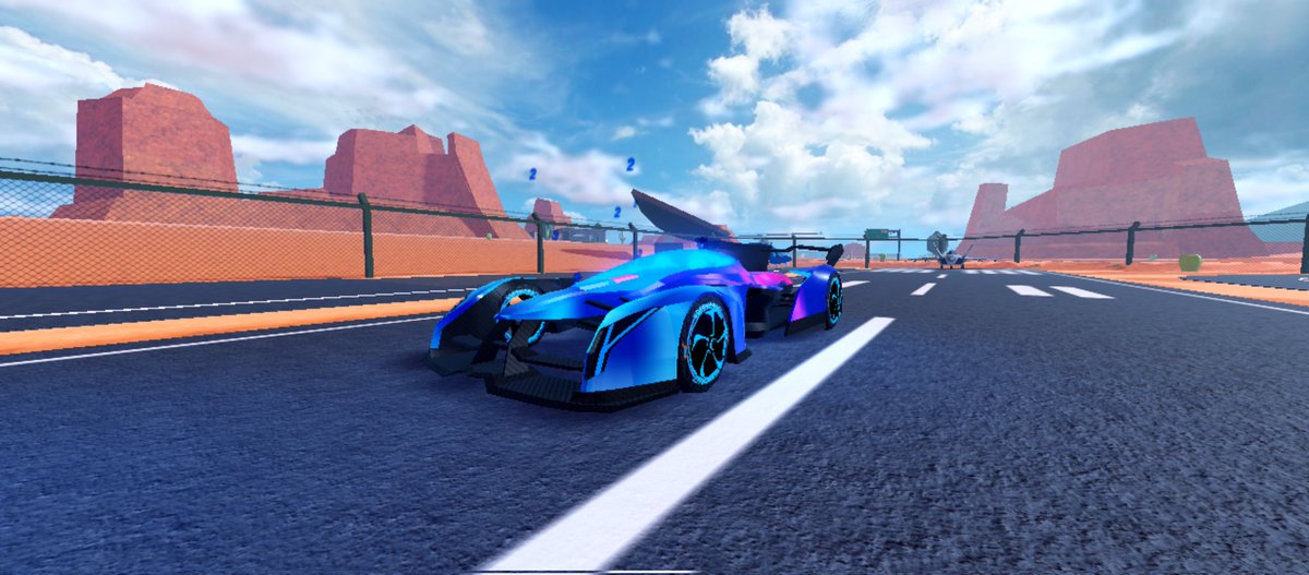 ulie gaming tweet media