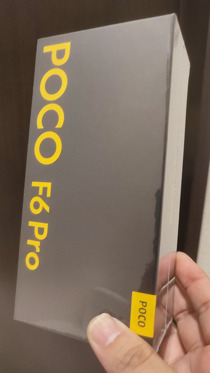 iwa_30's tweet image. スマホ届いた！

#いわの無駄遣い
#POCOF6Pro