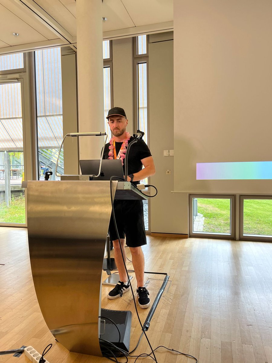 Tomasz Woldański and Łukasz Uznański have made it to the #T3DD24 agenda for the third time and attracted crowds to their presentations 🚀 

Congratulations on the excellent presentations 👏🏻