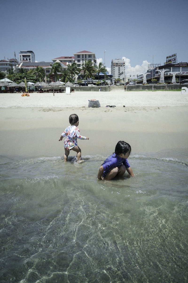 Toku627's tweet image. こんな夏を写したくてfpを手に入れたの思い出した。

#sigmafp
#ダナン
#powderblue