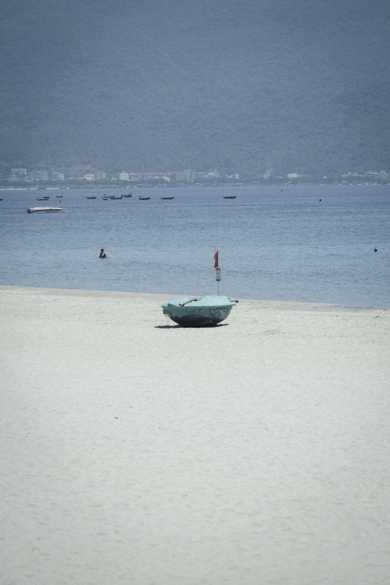 Toku627's tweet image. こんな夏を写したくてfpを手に入れたの思い出した。

#sigmafp
#ダナン
#powderblue