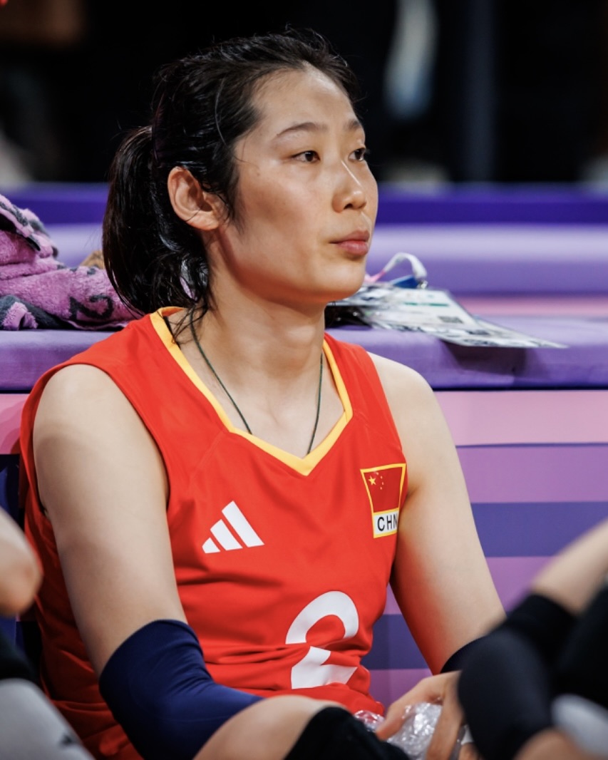 volleyballworld's tweet photo. ZHU TING 🇨🇳: SHE MAY BE BROKEN BUT WILL NEVER BE FORGOTTEN 🥹.
"I feel like this is my last Olympics. I will cherish every match & every opportunity to touch the ball. If I get injured again, these touches could be the last of my career. That's why I value it so much."
✨ Zhu, you will always be one of the BEST players this generation has ever seen. It will NEVER change.
🙏 All the best to you & good luck in the @LegaVolleyF with @ImocoVolley.
🏐 #volleyball #Paris2024