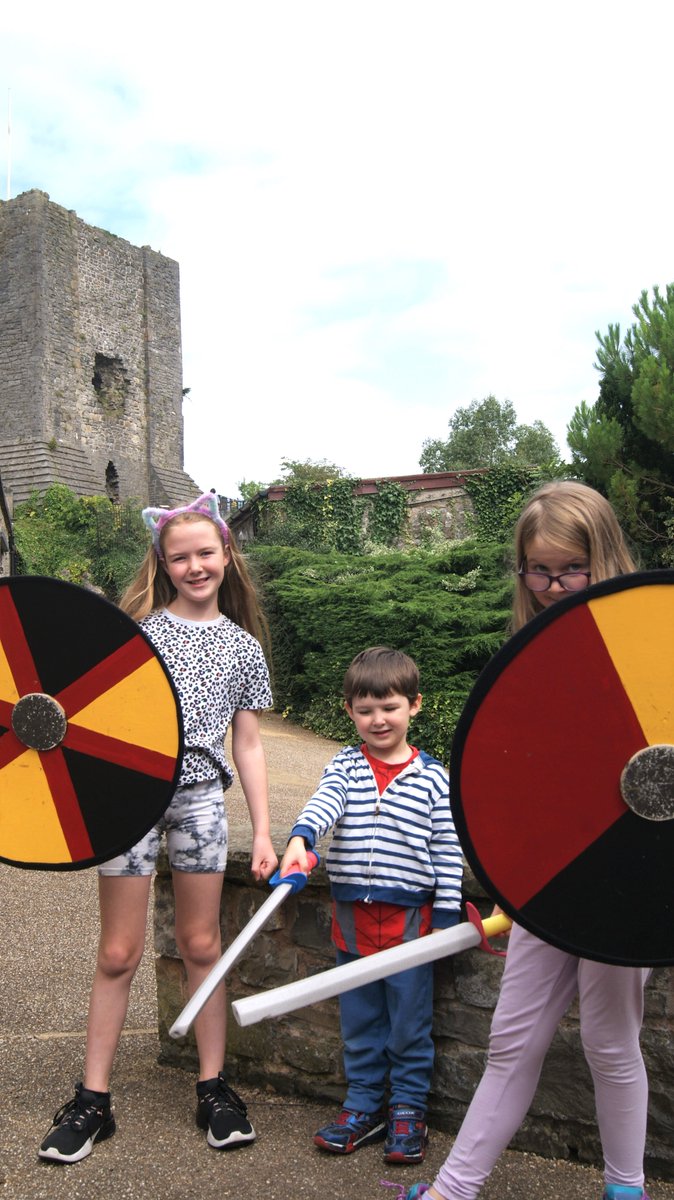 Lancashire Museums (@lancsmuseums) on Twitter photo 🏰Join the Knights of #ClitheroeCastle 9 August 10am to 3pm and test your skills with archery and a medieval catapult. Will you pass the test and be knighted? Free drop-in event with <a href="/HLLancashire/">Heritage Learning Lancashire</a>. Follow the link to find out more events.apps.lancashire.gov.uk/w/webpage/even…
#Clitheroe #LancsSummer 🏰Join the Knights of #ClitheroeCastle 9 August 10am to 3pm and test your skills with archery and a medieval catapult. Will you pass the test and be knighted? Free drop-in event with <a href="/HLLancashire/">Heritage Learning Lancashire</a>. Follow the link to find out more events.apps.lancashire.gov.uk/w/webpage/even…
#Clitheroe #LancsSummer