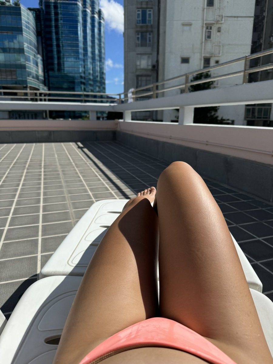 最近天氣都好熱🥵

#hksexparty #hongkong #sexparty #同房不換 #同房交換 #多P #多人運動 #情侶 #淫女