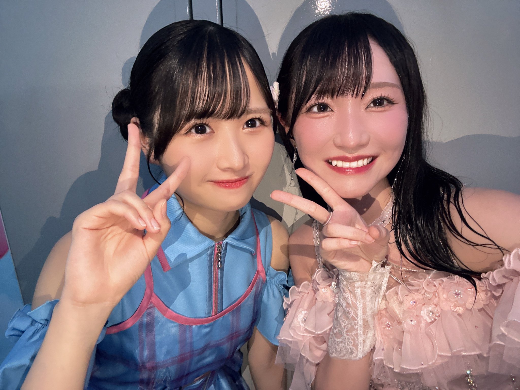 野口衣織 魔法少女衣装 ヨリ 直筆 裏面開封時よりインク汚れ有 GW9aY5kaMAErIyW.jpg:large