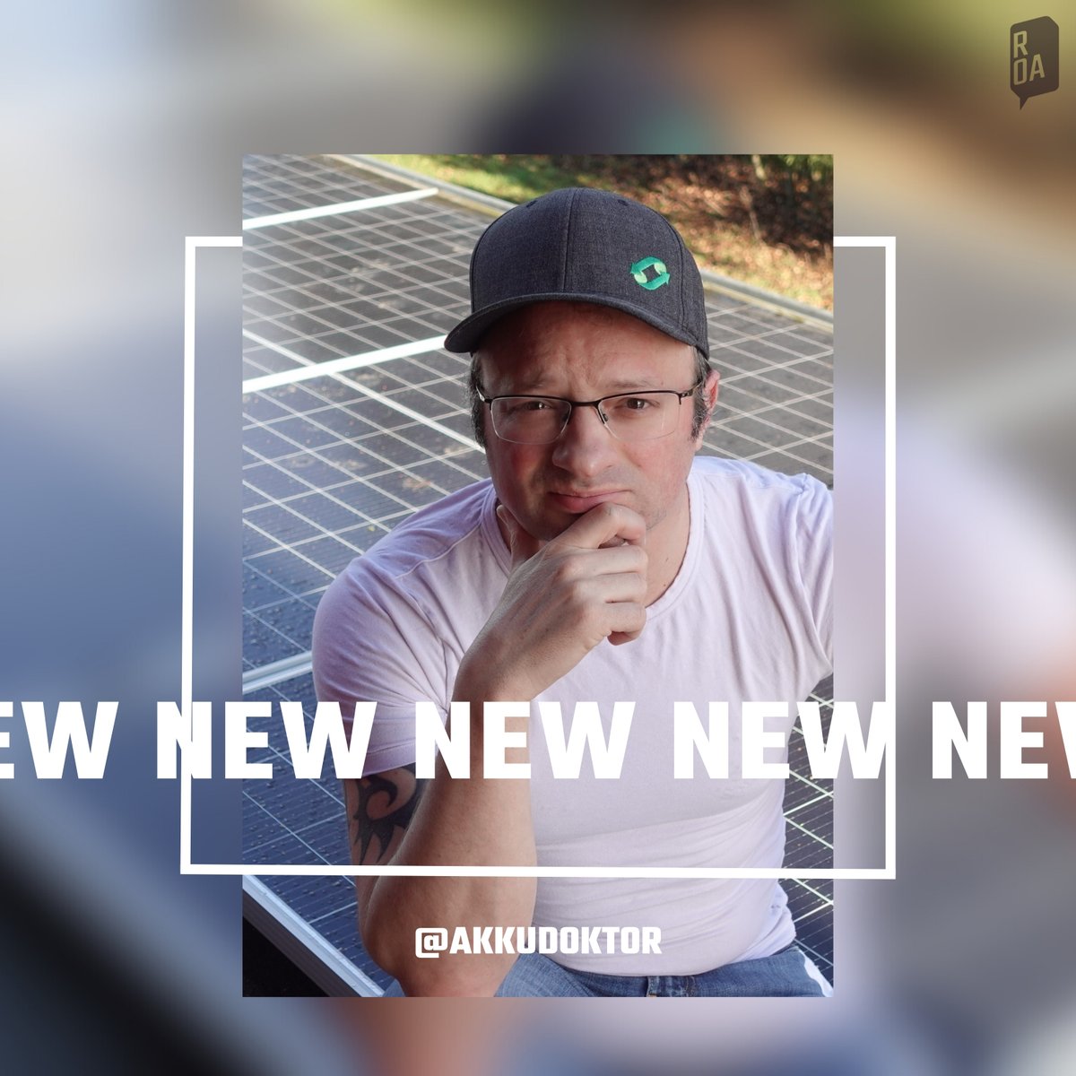 🚀 Introducing: Akkudoktor!

Wir freuen uns riesig, dir unser neuestes Talent vorzustellen: Andreas, bekannt als der Akkudoktor! 🔋 Mit über 350.000 Abonnenten auf YouTube und durchschnittlich 200.000 Views pro Video, ist er ein wahrer Influencer in der Welt der grünen Energie.🌍