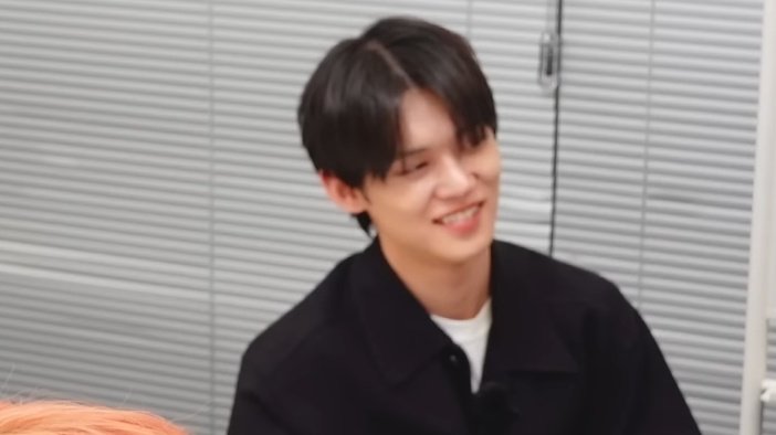 beomiedeul's tweet photo. beomgyu doing                         the members
presentation                               reactions: https://t.co/8AqSmFzCS3