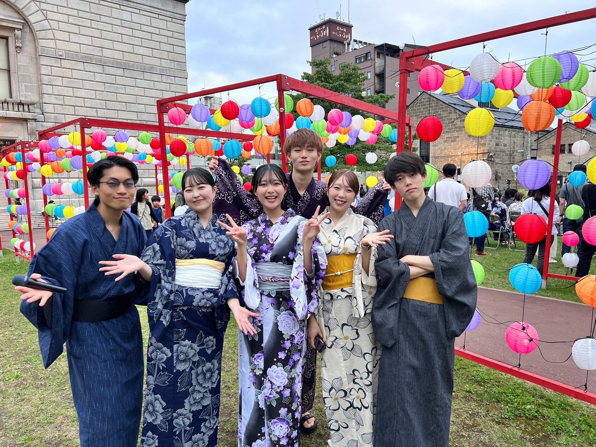 NEWBEE_nosera's tweet photo. 🔥休止前ラストステージ🔥

私たちは8/4（日）に行われた樽fesのストリートステージ、ファイナルステージに出演致しました🎤
たくさんの方々に立ち止まって頂き、ありがとうございました！

そして今回のステージをもちまして、イベント等出演は休止期間に入ります。
活動再開まで待っててくれよな🔥 https://t.co/hbeCrseKYn