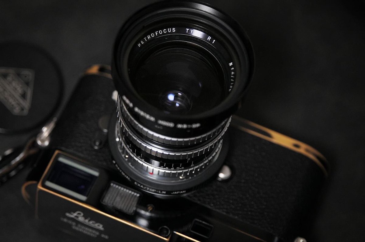 BarnackJh's tweet photo. 📷Leica M9-P Blackpaint&Nikon Zf
👁️🗨️P. ANGÈNIEUX PARIS RETROFOCUS TYPE R1 35mm/f2.5
#p_angenieux #retrofocus #angenieuxr1 #angenieux #france #paris #exakta #leicam9p #leica #nikonzf #nikon https://t.co/biyf30wqLH