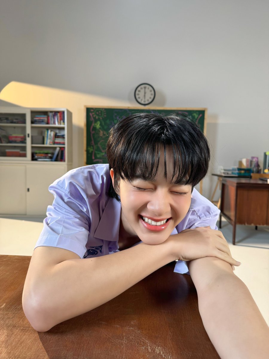 DMDMusicTH's tweet photo. พบกับ “นุนิว” @CwrNew ใน 𝗡𝘂𝗡𝗲𝘄 𝟰𝘁𝗵 𝗦𝗶𝗻𝗴𝗹𝗲 - ฤดูของเธอ (Your Season) Prod. by The TOYS COUNTDOWN LIVE ✨ 

รับชมได้ทาง YouTube : DMD MUSIC
🔗 : https://t.co/1g3vRXqqBc

เตรียมรับชม Official Music Video เพลง “ฤดูของเธอ (Your Season)” พร้อมกันทั่วโลก!! เวลา 19.00 น. l 7 PM (GMT+7) 

Your Season By NuNew 
#เพลงฤดูของเธอ
#NuNew4thSingle
#NuNew @CwrNew
#DMDMUSIC