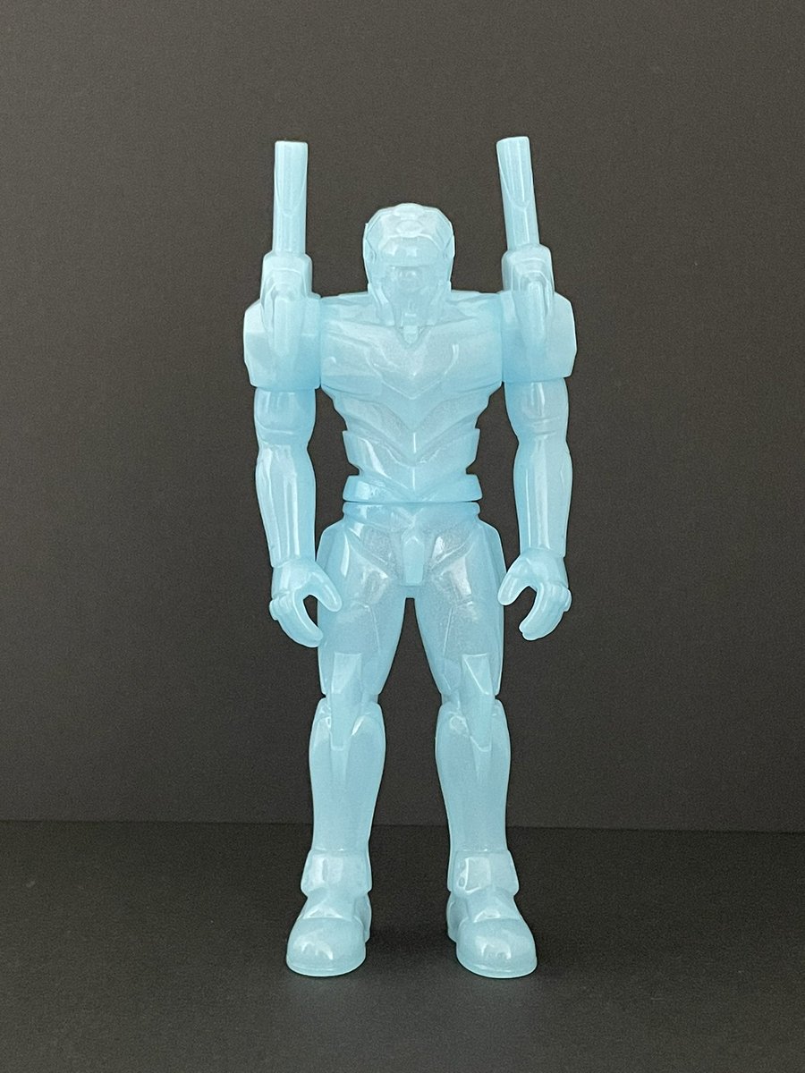 outerrim エヴァンゲリオン 初号機 青紫成形色 組立式 ソフビ キット