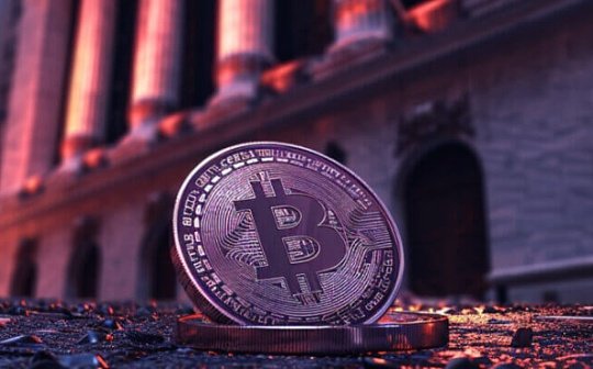 BitChecker_'s tweet photo. 📈 BTC ETF日交易量突破50亿美元：尽管市场暴跌，8月5日美国现货BTC ETF的日交易量首次超过50亿美元，显示出强劲的市场需求��贝莱德的IBIT、富达的FBTC和Grayscale的GBTC分别位列前三

📲 阅读更多：https://t.co/C1vyXzqqWN 
#比特币 #BTC #ETF #投资 #市场分析 https://t.co/uHud7ySDH9