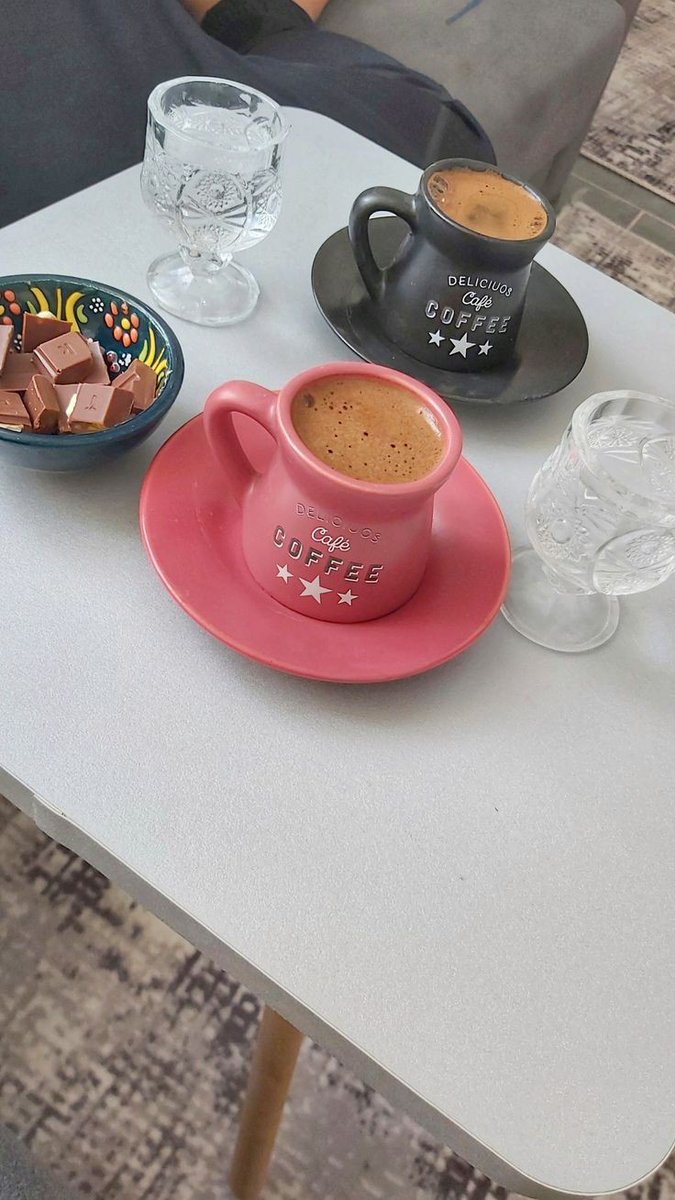 Kahve içmeden uyanabilen var mı