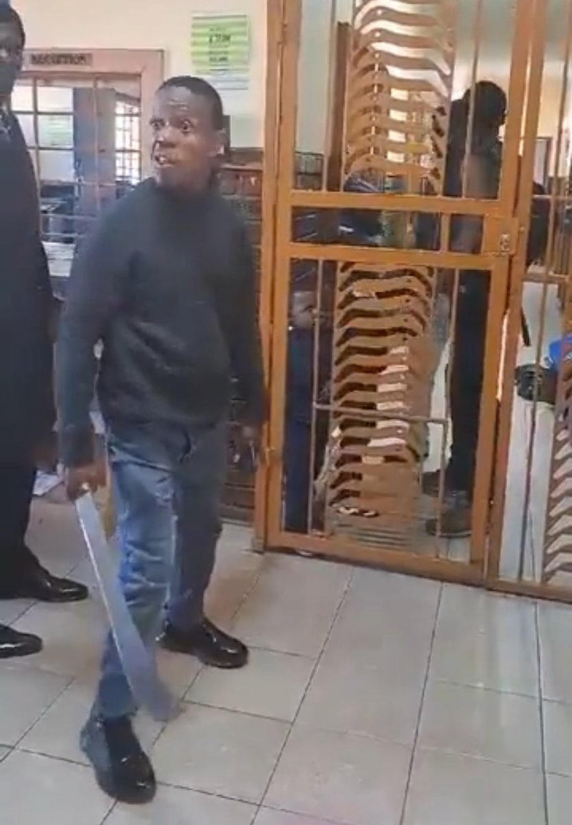 Koena_xM's tweet photo. JUST IN | Police confirm the arrest of four suspects linked to the Katlehong incident, where three men wielding pangas stormed a local school.

A well-known South African pastor, Mboro was also seen wielding a panga. @SowetanLIVE 

Developing Story https://t.co/JZCpXqmmZD