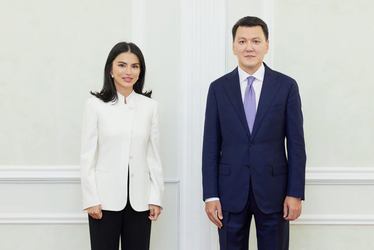 SMirziyoyeva's tweet photo. As part of our visit to the Republic of Kazakhstan, we met with @erlankarin Kazakhstan's State Counselor. 

We discussed bilateral, regional, and multilateral issues, exploring ways to strengthen dialogue in cultural diplomacy and information policy. 

#Kazakhstan https://t.co/y1yZQ6U7hz