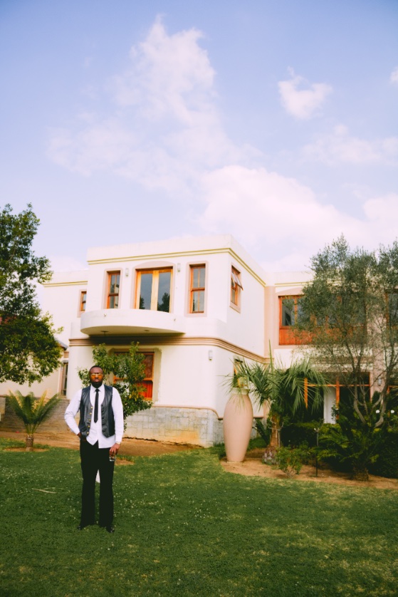 Some of my best rapping is in this EP. Do me a favour and run up these streams for me. 🙏🏾 S/O to my brother <a href="/WordzThaPrince/">𝑾𝒐𝒓𝒅𝒛 𝑻𝒉𝒂 𝑷𝒓𝒊𝒏𝒄𝒆</a> as the only feature on it. 🤞🏾🔥 #CostlySacrifices #OnlyTheBrave #WordzOfANovl. 

ampl.ink/Rmz3a