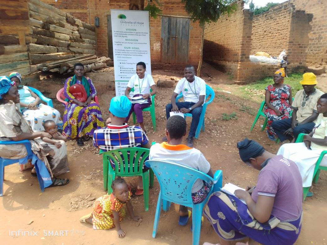hope_uganda's tweet photo. Met with pregnant women in Nawanpanda, Busoga, to tackle transportation issues during labor. Committees formed to provide ambulance bikes for safe, timely access to health centers. Working together for better maternal health! #zeromothersdying #CommunitySupport #MaternalHealth https://t.co/Bulger1awi