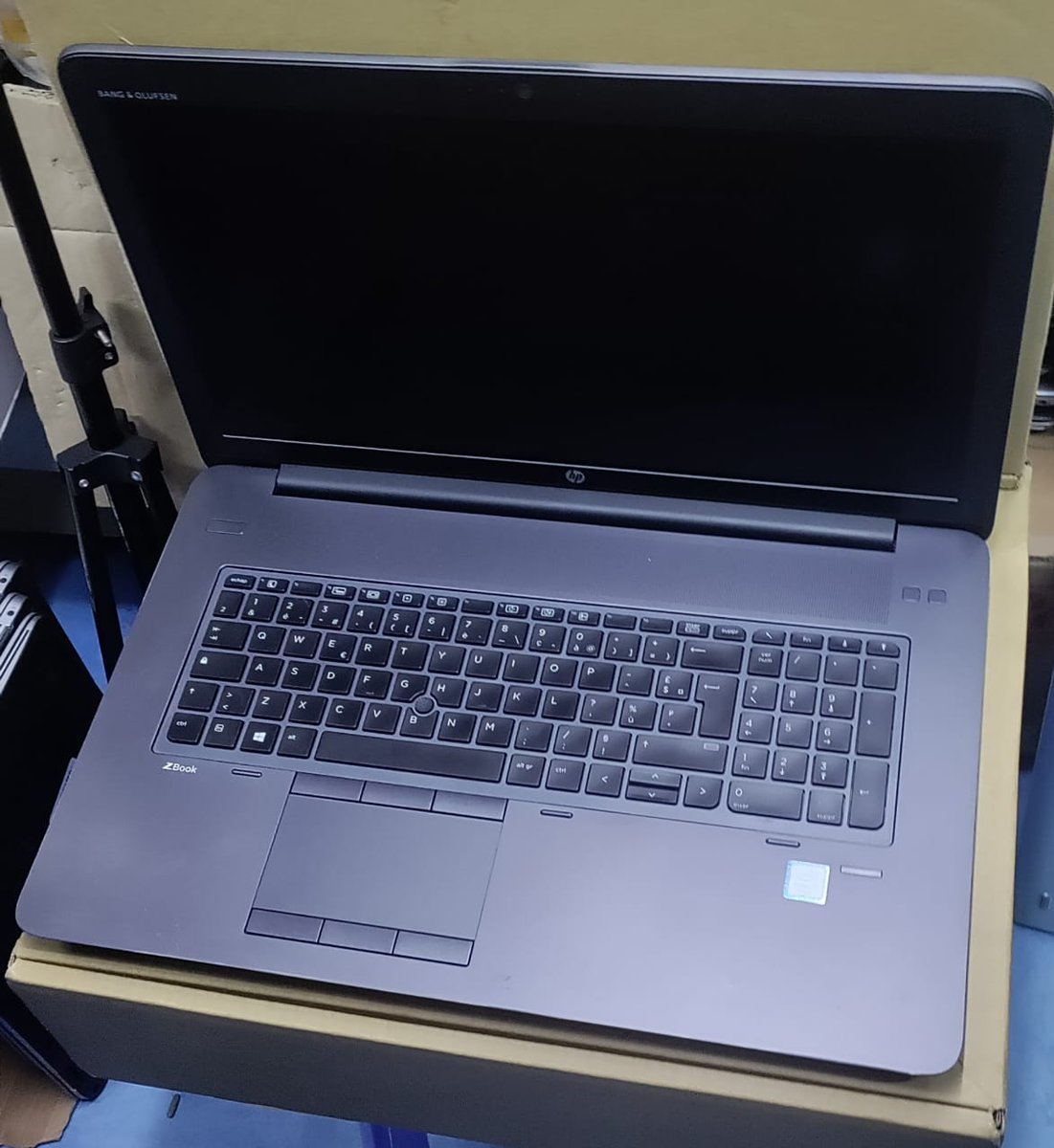 Am_Jeffa's tweet photo. Hp Zbook 17 G3
 
✅ Processor Intel Core i7-6th generation 
✅Clock ⏰ speed 2.6GHz- 4.2GHz
✅RAM 16GB  512GB SSD 
All upgradable
✅17 inches screen size 
✅4GB  Nvidia quadro P1000 Graphics 
✅Full Numeric Keyboard

Price Ksh 49,000 

Call ☎️/ WhatsApp 0700410356 https://t.co/qbKKuHKkor