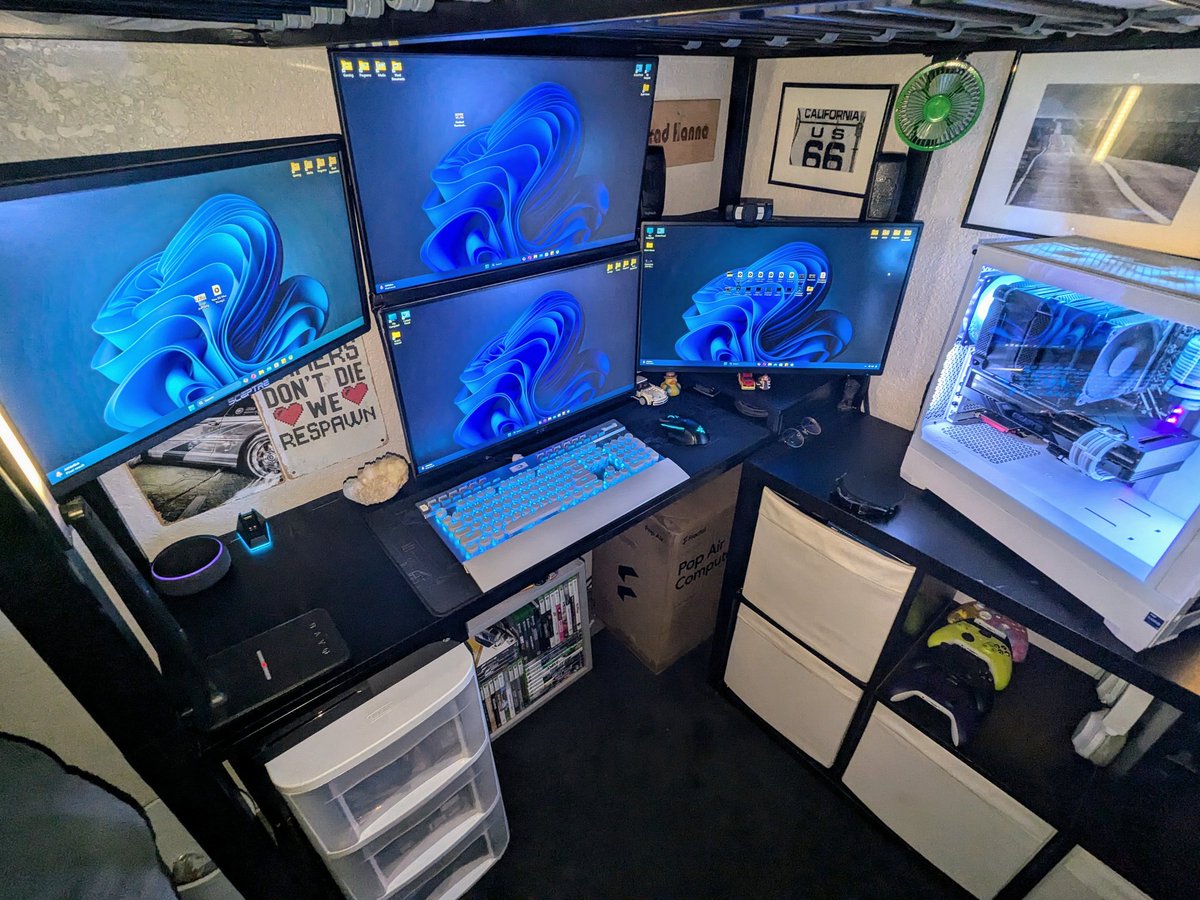 BradJH28's tweet photo. #SetupTuesday ๐ค
No, I don't work for the CIA. ๐
๐คซ https://t.co/2Jlg1PneAQ