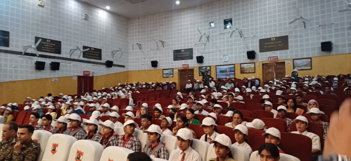 terewalajaat's tweet photo. #IndianArmy in conjunction with Indian Institute of Remote Sensing celebrated the maiden #NationalSpaceDay2024 at #Srinagar. #โอลิมปิกเกมส์ #GOLD #RutoMustGo #หลิงออม #LaCasaDeLosFamososMx #Paris2024 #Badminton #NaneNane #AllEyesOnBangladeshiHindus #ParisOlympics2024 https://t.co/wNJ8bxk41n