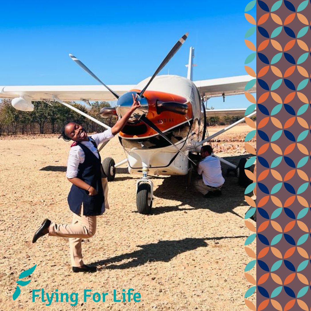 FlyingforLife1's tweet image. 🤩 @sensitivemidwifery team member, Mbali Tshabalala, assisted the local GP - attending to a waiting room of young pregnant women at the rural clinic upon our last #VhembeWings outreach. 
#FlyingForLife bringing #HelpHopeHealing. 
#RuralClinics #MercyAir