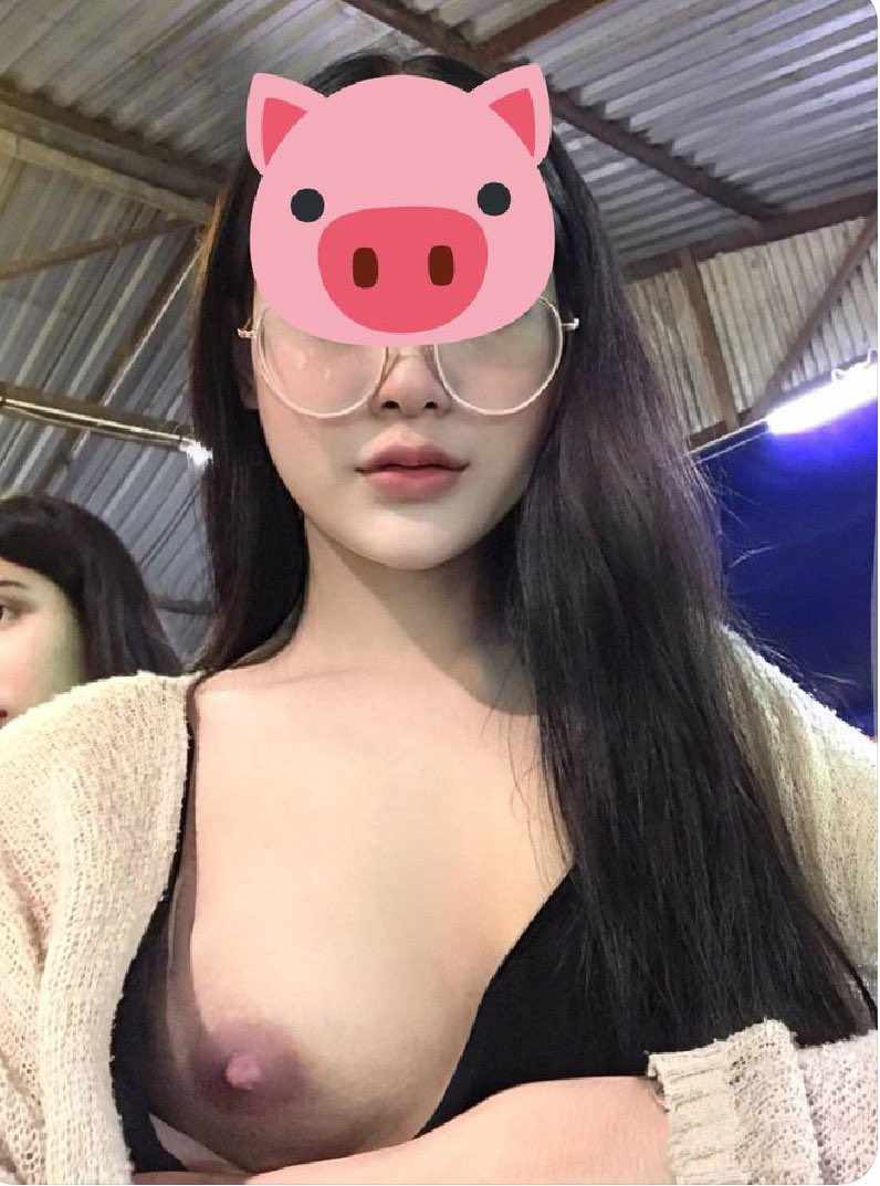 Yenchuoi9999's tweet photo. Cái gì chứ cứ cu to em chiều được hết 😝😝

Kênh dăm đi anh: https://t.co/vki6UuPDz7 https://t.co/5OLIb9bXQA
