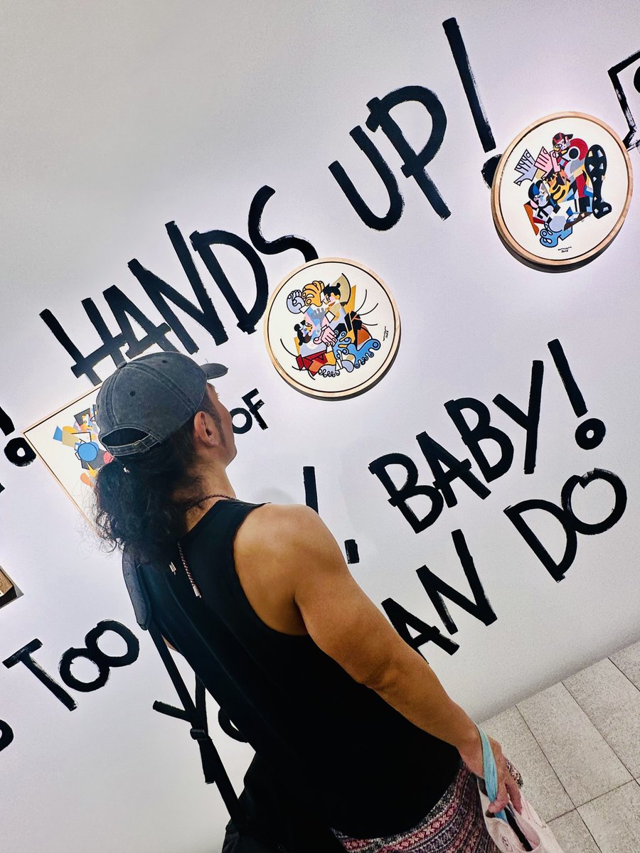 OBEYBrookes's tweet photo. みおさんの個展へ!壁に描かれた絵に囲まれると、そのスケールの大きさを実感できるし、迫力もある!さすが、面白い発想だ!明日が最終日です。 #SPORTS2
📣SPORTS 2
🗓️7月25日(木)〜8月7日(水)
📍Gallery Seek https://t.co/IQOnIgUJnT https://t.co/h2Dbu2hVOf