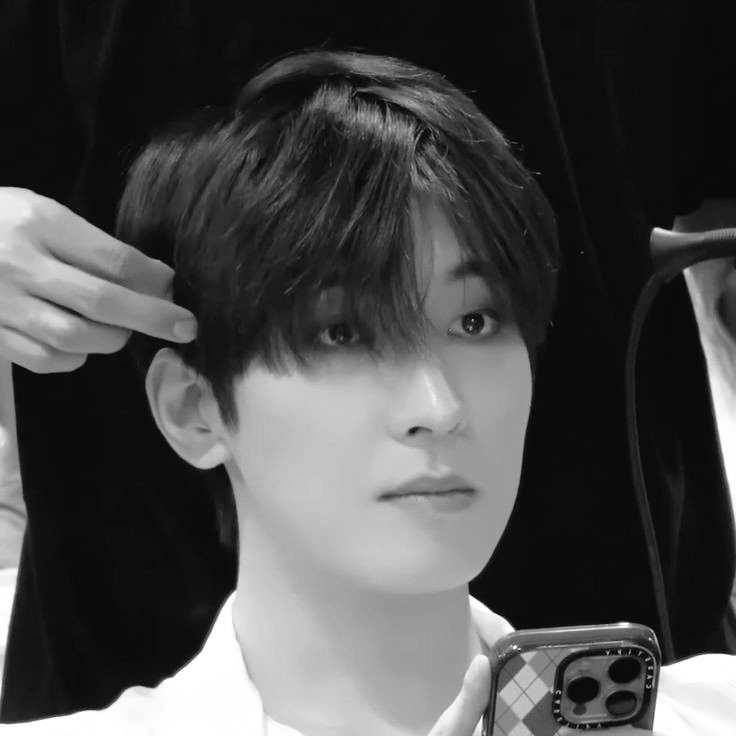 Lvershrt's tweet photo. Enemies to (?) | mw 🔞

Heat and blood.

🔗: https://t.co/IvCrfARxsG
pw: 6 letters, 1 word, english, lowercase
Hint inside. https://t.co/YfCOvNFjvx