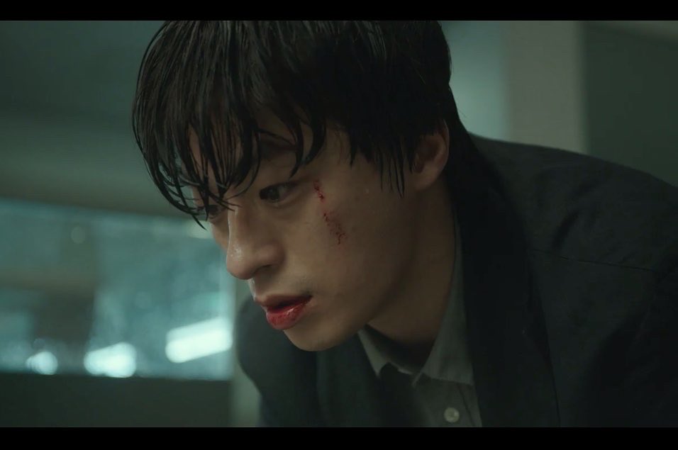 아 ㅅㅂ 잘생겼네 진짜
괴이가 남긴 건 애아빠 정기훈과 그의 미모뿐