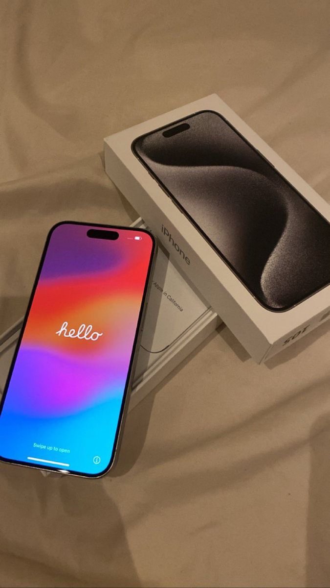 بكل صراحة الجوال اللي معك هدية ولا بفلوسك ؟