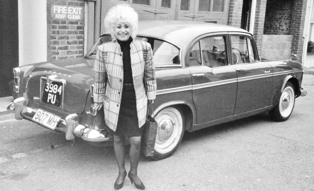 Stars and Cars tweet media