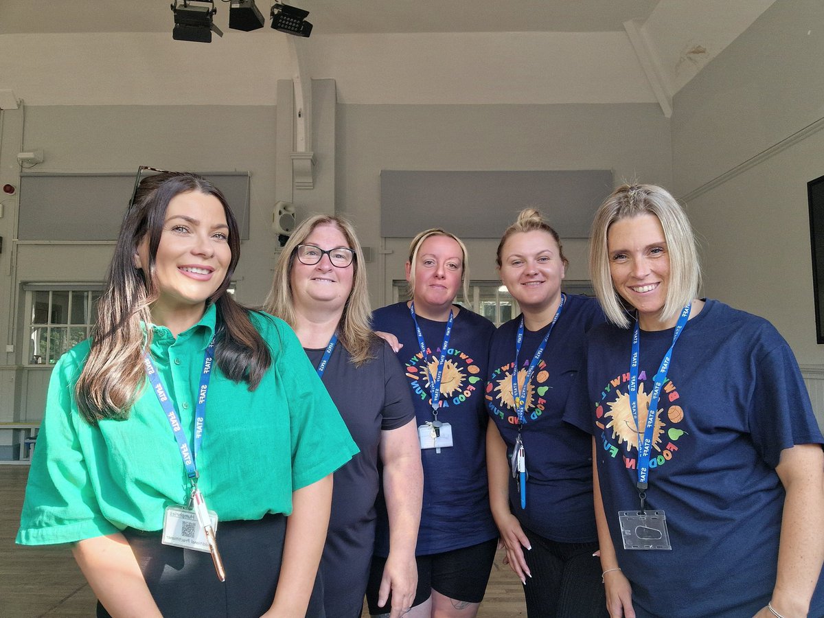 Glanhowy Primary Sch (@glanhowyprimary) on Twitter photo A big thank you to these wonderful ladies at the #glanfam. Our children are so lucky that you gave up your time to help provide wonderful experiences this summer at <a href="/foodandfunwales/">Food and Fun Wales</a>.
From us here at Glanhowy we wish you a wonderful and restful summer holidays. Diolch, Miss Steele A big thank you to these wonderful ladies at the #glanfam. Our children are so lucky that you gave up your time to help provide wonderful experiences this summer at <a href="/foodandfunwales/">Food and Fun Wales</a>.
From us here at Glanhowy we wish you a wonderful and restful summer holidays. Diolch, Miss Steele