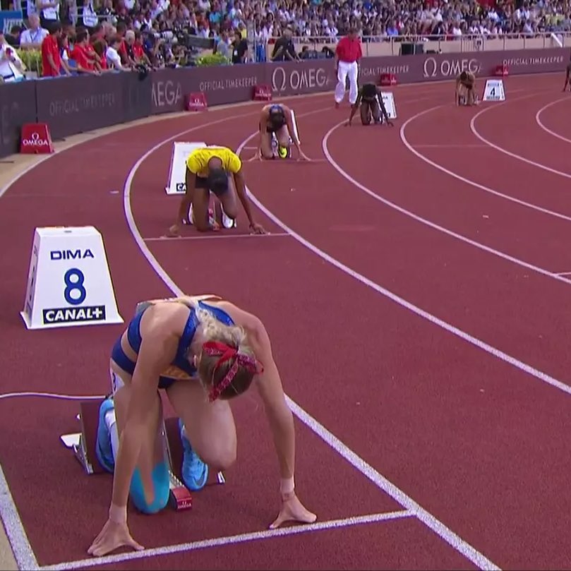 Pediavenir's tweet image. 🎙️ Sandrine Rousseau : « Je suis choquée que les athlètes ne partent pas toutes de la même distance par rapport à la ligne d’arrivée. C’est une règle injuste et patriarcale. »
