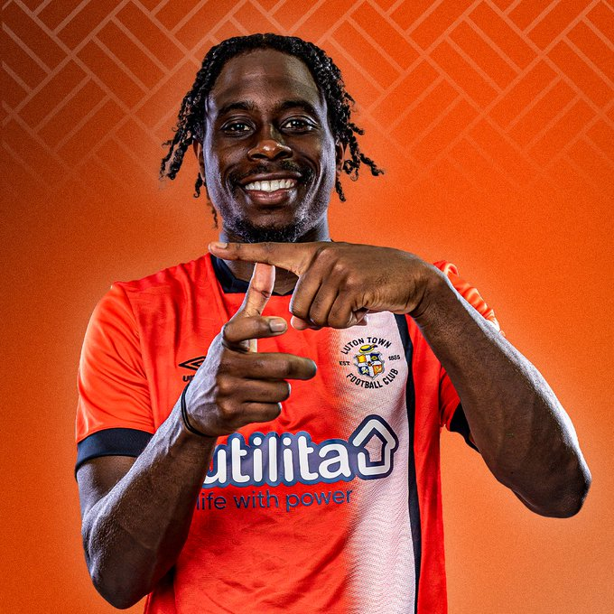 kit_geek's tweet photo. #KitStat - 3⃣
Three Clubs are retaining their Home Kits from 23/24 for this coming season..!
Brentford
Luton Town
Wycombe Wanderers https://t.co/WuNG56mIuo