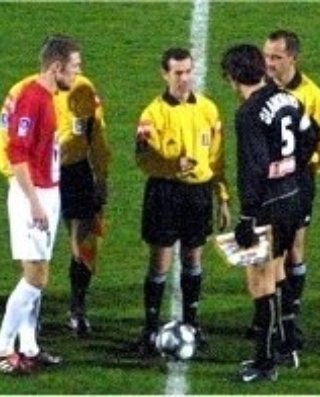 2002-12-07
<a href="/AS_BeauvaisOise/">AS Beauvais Oise</a> vs <a href="/RCLens/">Racing Club de Lens</a> 
Steve SAVIDAN
#COUPEDELALIGUE