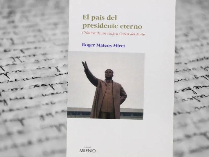 xpeytibi's tweet photo. En nuestra newsletter recomendamos: “El país del presidente eterno”, “Lexie, la niña que cambió al mundo”, “La comunicación política” y “Hacer pensar o hacer soñar”, vía @Roger_Mateos, @TCanyelles, @ACEIPOL, @Ivanna_Torrico, @ReyLennon y @martamartirio 👇
https://t.co/30DNgNqrBn https://t.co/jahU43RR75