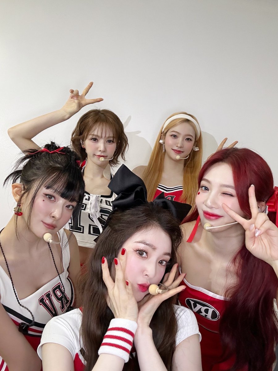 Red Velvet tweet media
