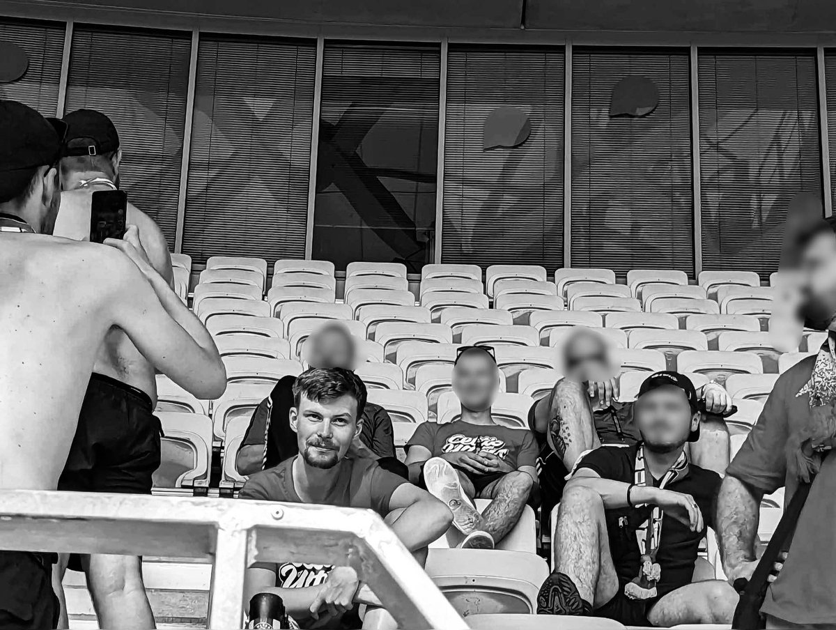 CelticUltras's tweet photo. Repose en paix Julio.
Julio Da Viken.
Celtic Ultras 2001. [3/3] https://t.co/bap0u8xca9