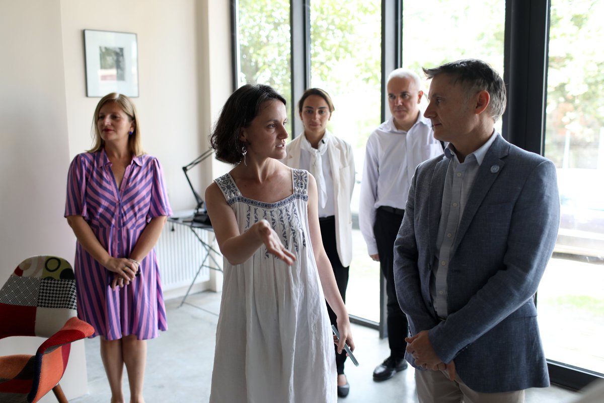 ungeorgia's tweet photo. UNRC @dtrebucq, UNFPA Head @BandzeladzeMar, together with famous author #NinoHaratischwili, open the 23rd Equality Corner at Tsodnis Café in Tsnori to introduce young minds to the literature on equality, tolerance, and freedom. #EqualityCorner #Georgia #Youth @IntelektiPub https://t.co/T57RhNkK8c